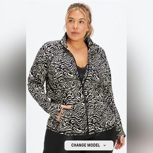 Fabletics Trinity Performance Jacket